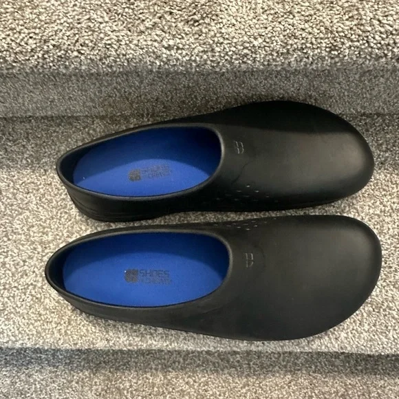 Shoes For Crews Black Men's Slip-On Loafers - Picture 2 of 5